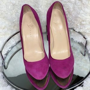 Ivanka Trump pinkish style round toe pump